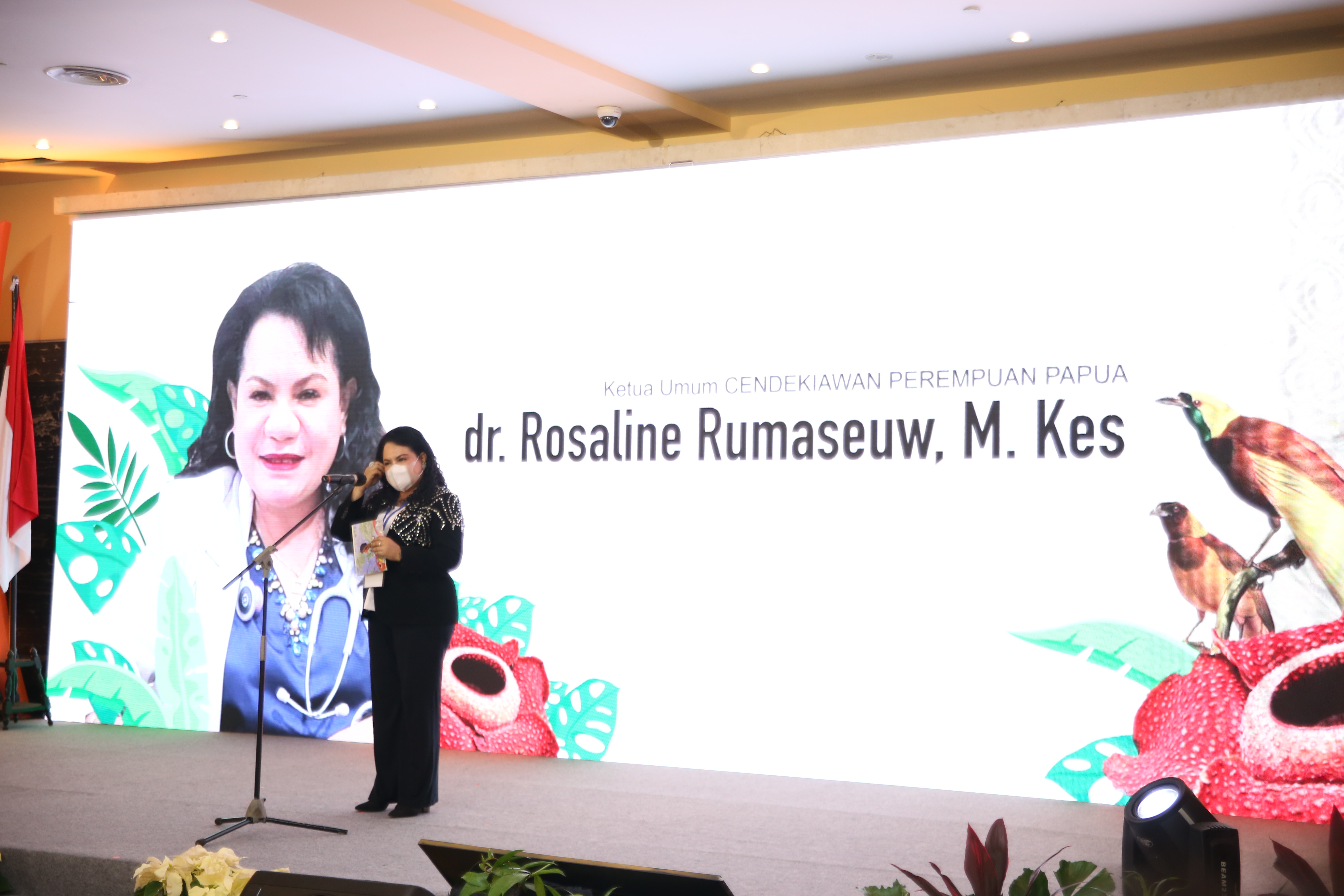 Ketua Umum Cendekiawan Perempuan Papua